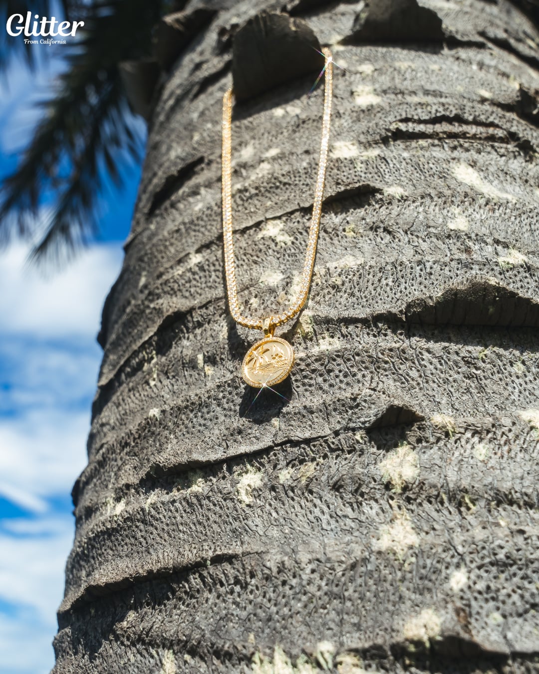 Iced Malibu Coin Pendant | Glitter Iced Malibu Coin Pendant | Glitter