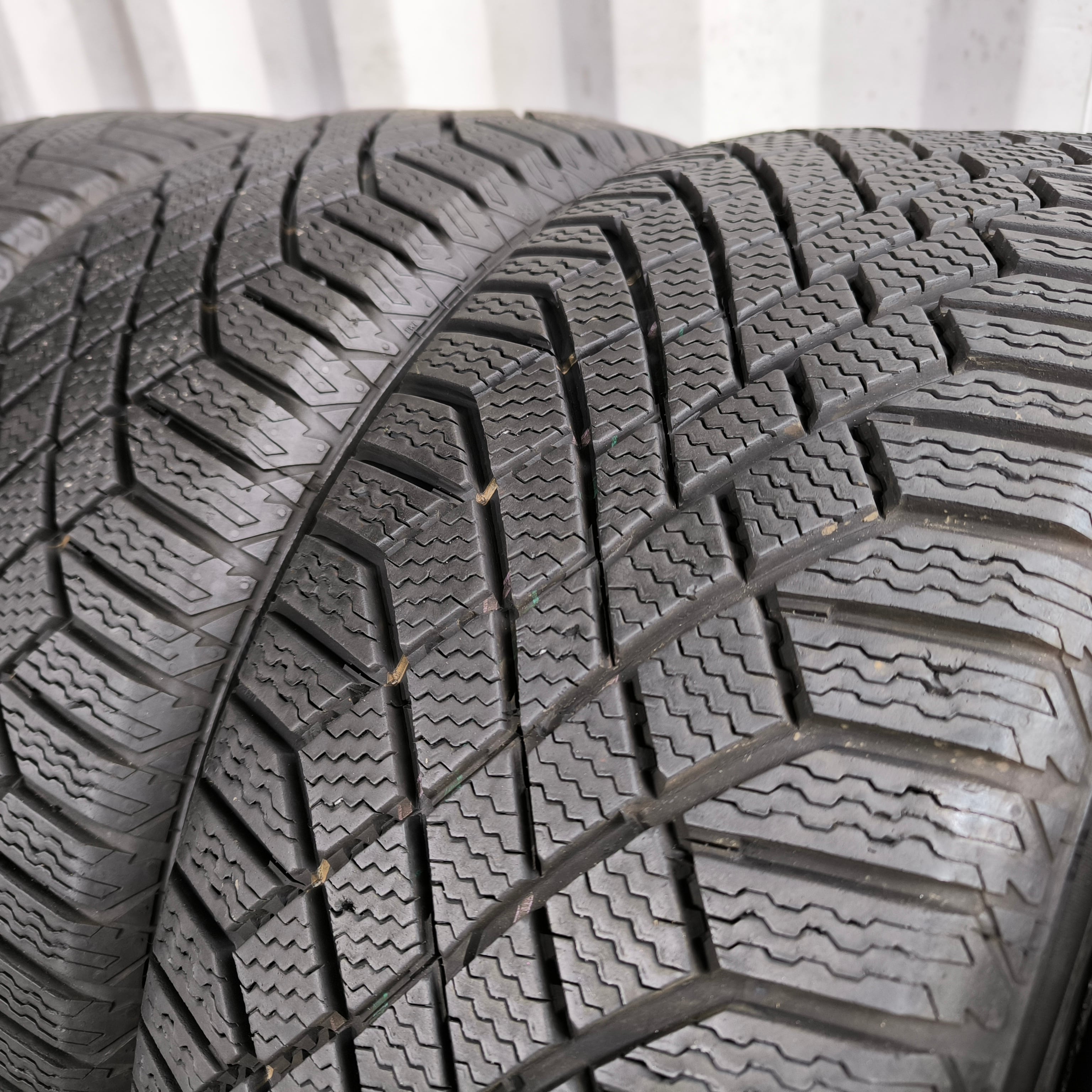 225/55R17 101T Continental VikingContact7 コンチネンタルバイキング