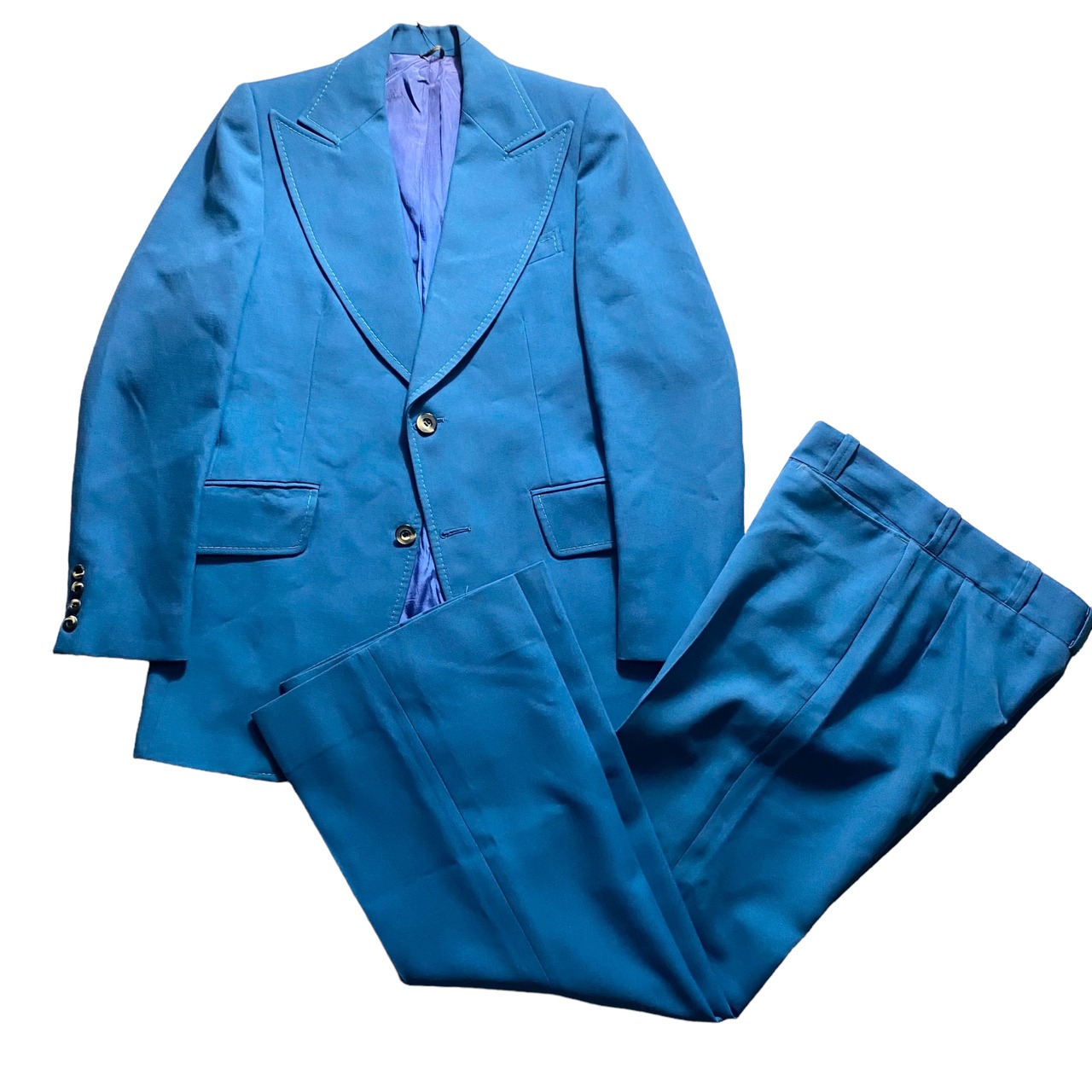 vintage 1970’s flair suits set-up