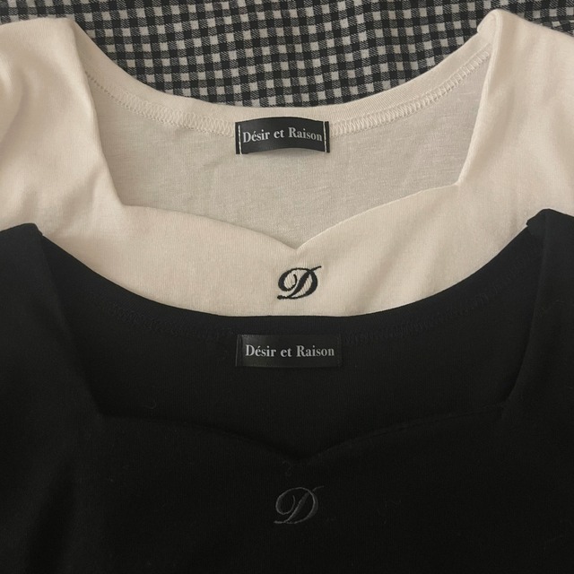 original heart neck logo sleeve tops(black)