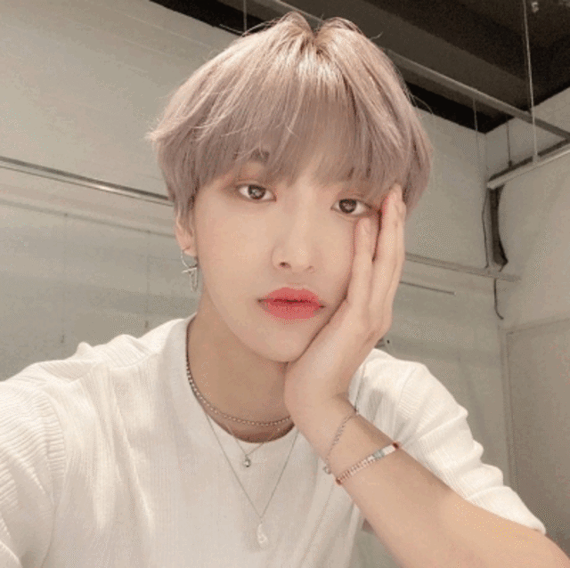 送料無料 いくらから 着用！！【ASMAMA】Richen ソンファ ☆ATEEZ bracelet 4COLOR - K-POP・アジア
