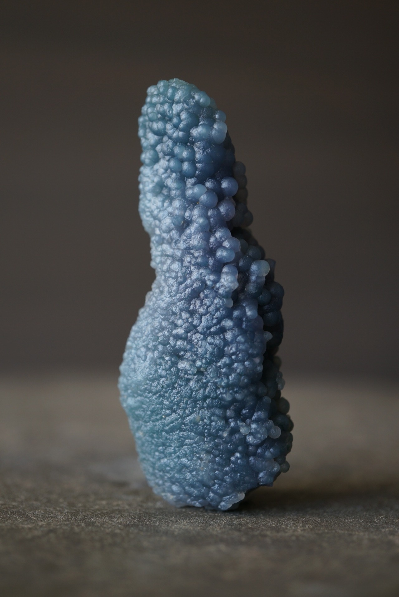 グレープアゲート(ボトリオイダル・アメシスト) Grape Agate (Amethyst) 1687