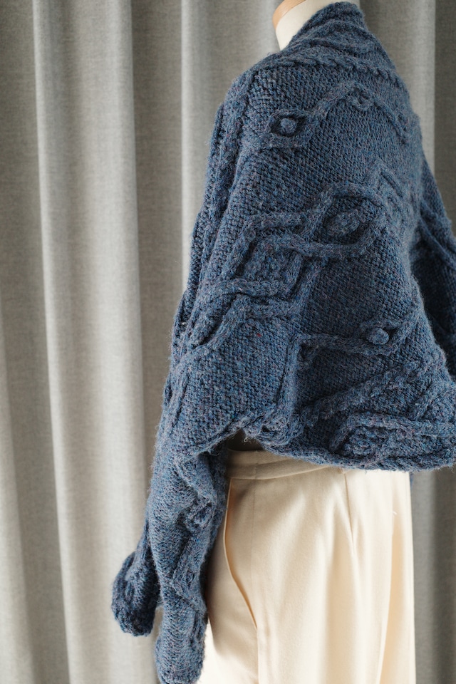 daughter/winter theme knit cardigan