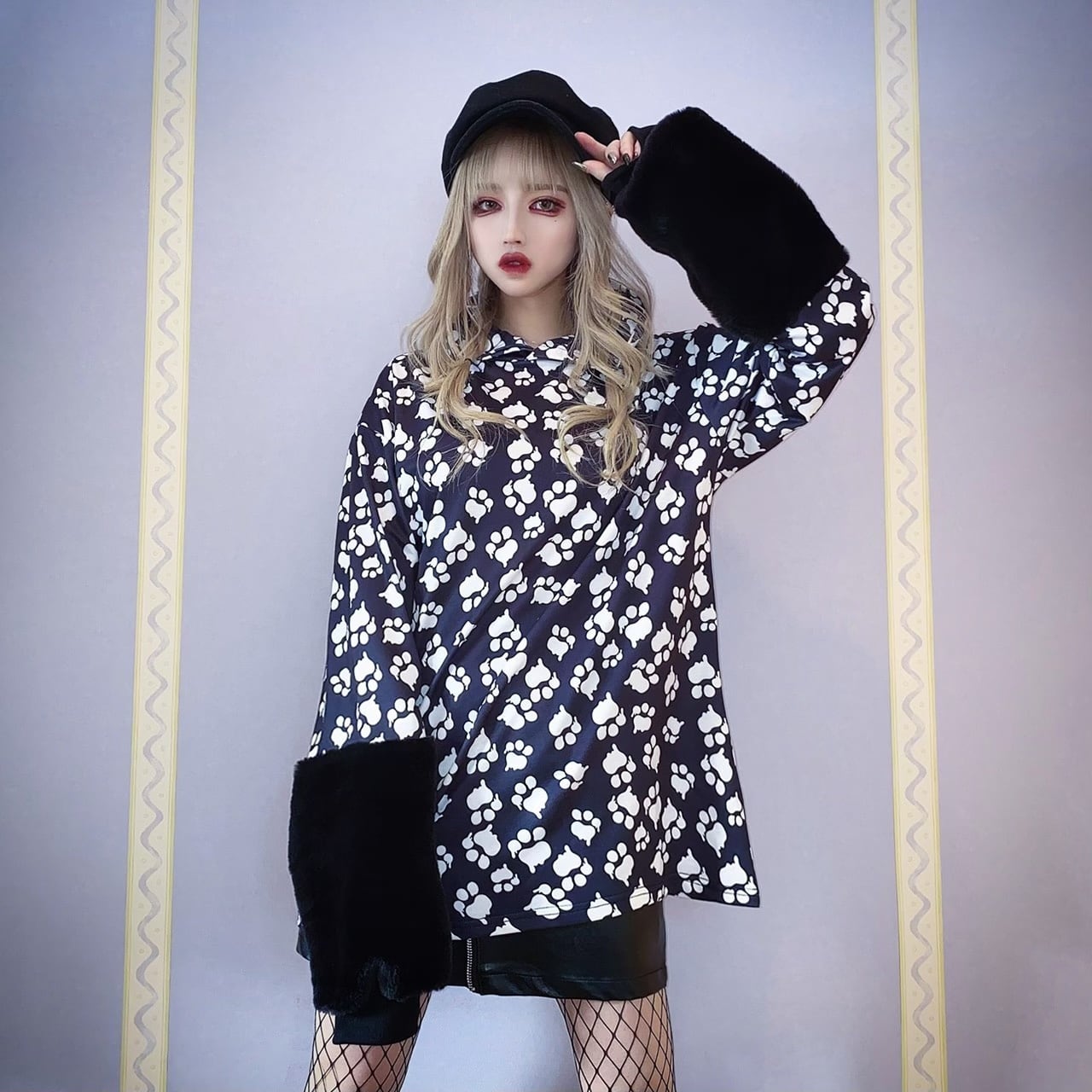 袖ファー付き総柄パーカー | meltyglow