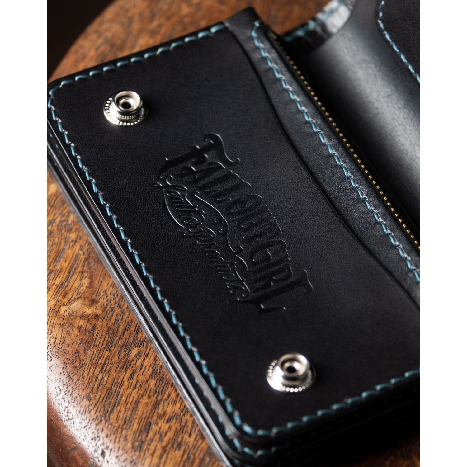 M-TRUCKER T-5 Bi-Fold クロコダイル | FALL OUT GIRL