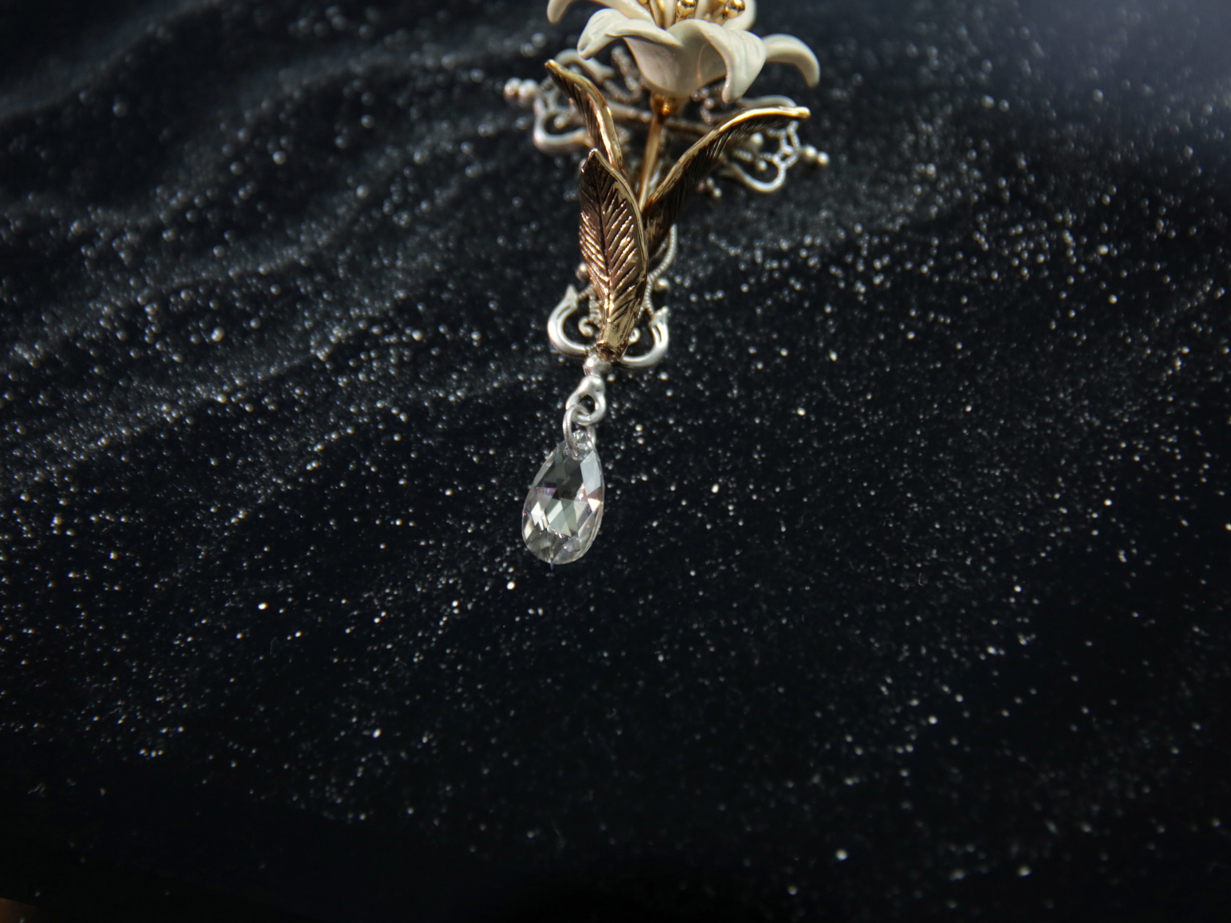 小夜百合 ネックレス・一輪 | HoshibakoWorks