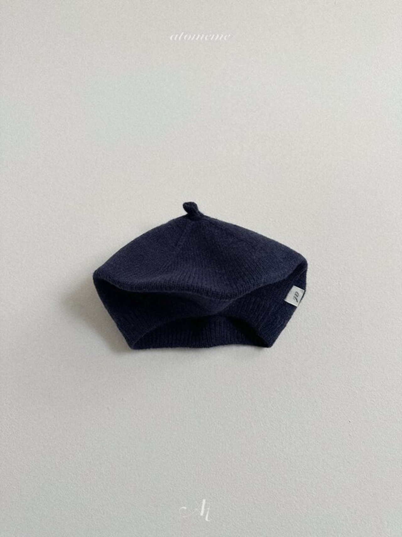 atomeme 26/SS Fuzzy Beret