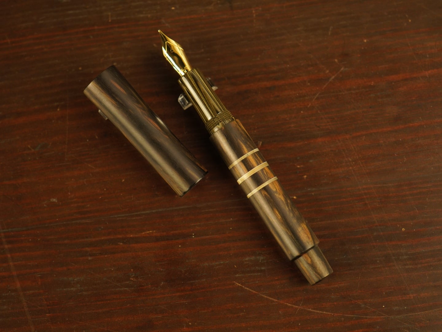fountain pen | 綴り屋 (Tuduriya)