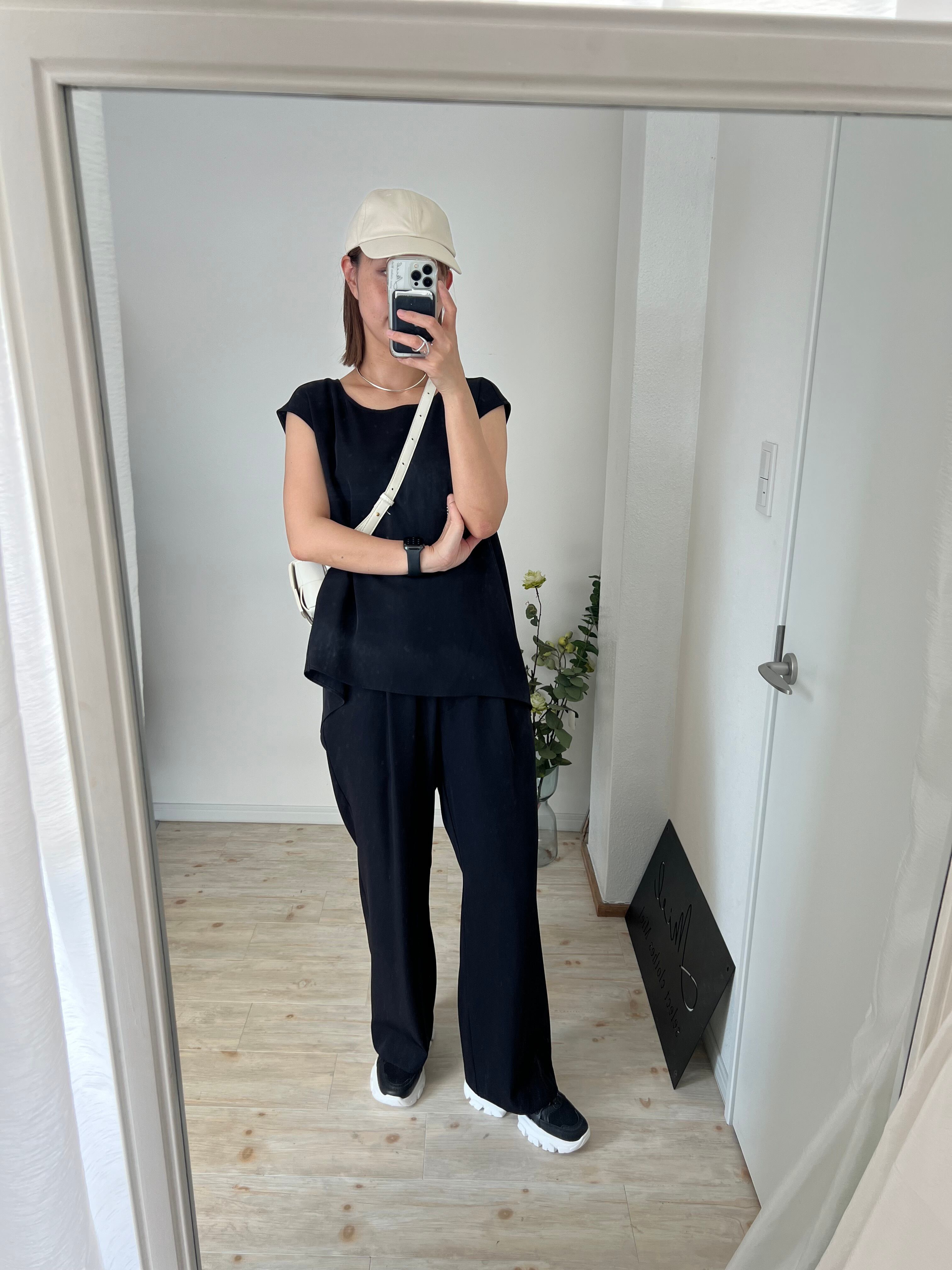 【CHIGNON】落ち感○アシメブラウス　1743-514