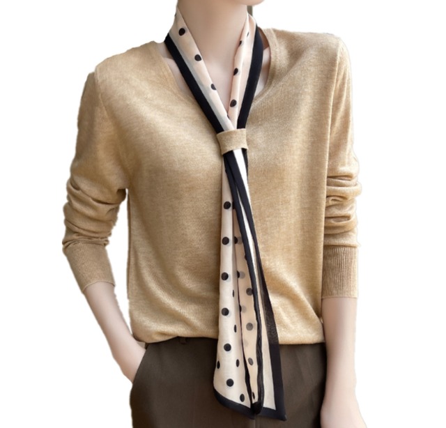 トップス ニットソー セーター プルオーバー レギュラー丈 長袖 レギュラー袖 Vネック スリム リボン ウール 薄手 カジュアル 上品 おしゃれ 大人女子 こなれ感 ルーズ 個性的 クール エレガント とろみ感 無地 柄 水玉 秋 冬 誕生日 クリスマス 20代 30代 40代 50代 女性用 ママ OL 通勤 学生 デート お出かけ 女子会 休日 イベント 旅行 ホテル レストラン ショッピング コーデ 暖かい モテ ギフト 安い インスタ映え 韓国風 S M L XL 2XL キャメル ブラック