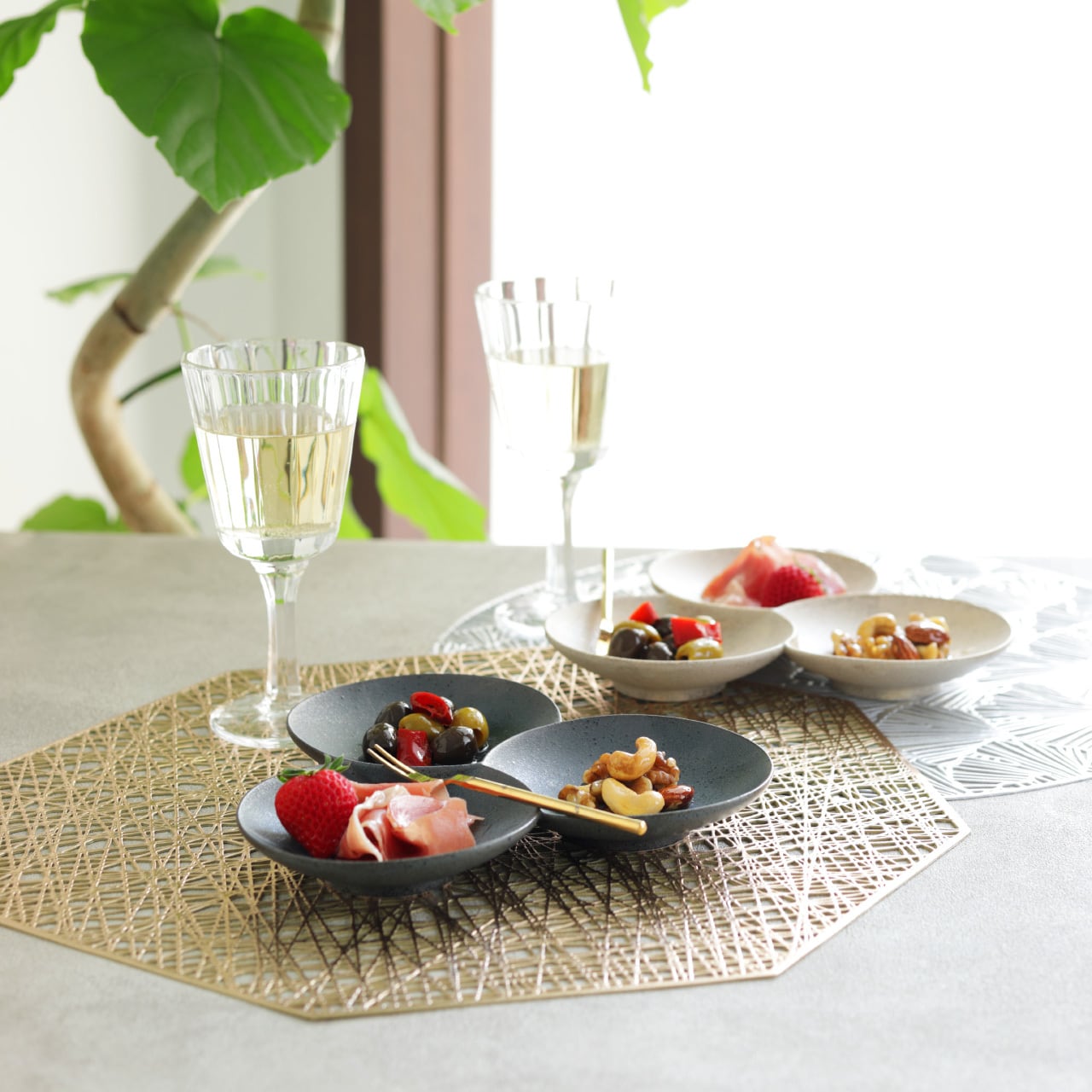 サンドブラック3つ仕切りプレート | 〇よ工房