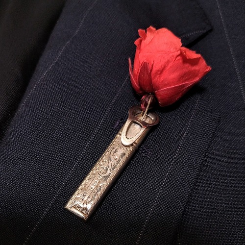 Antique Silver Boutonniere Flower Holder 1903年