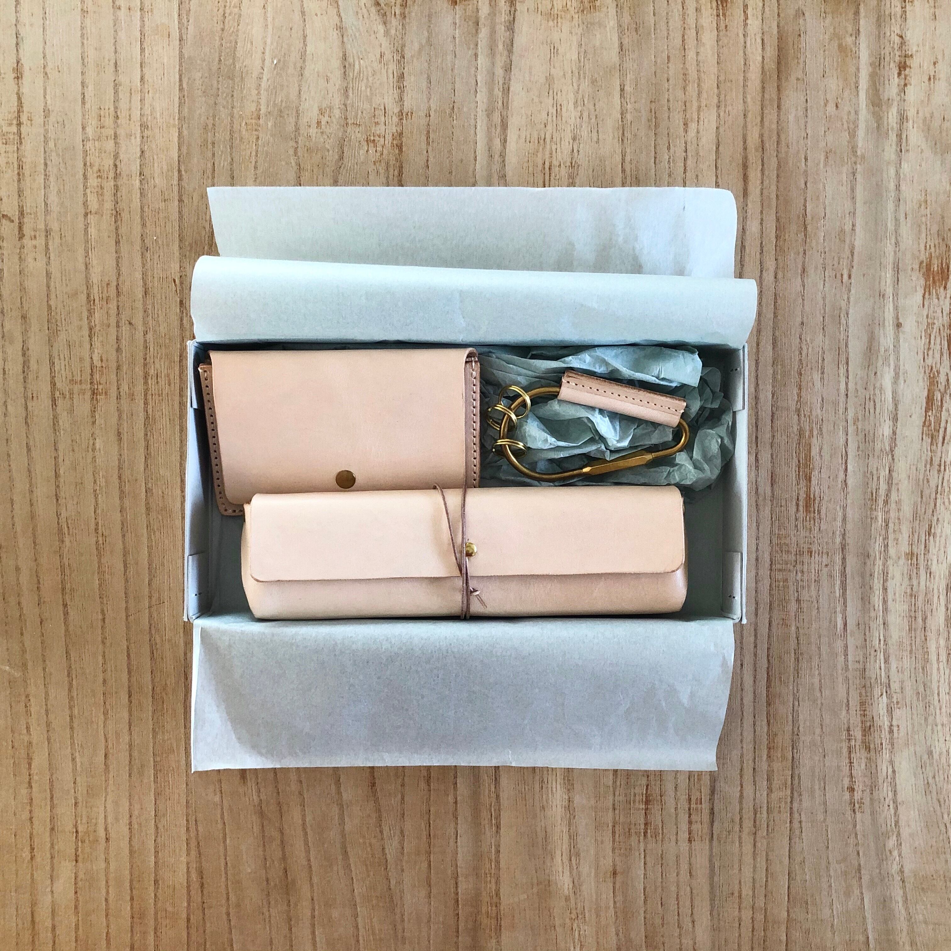 革もの gift box(キナリの箱) 姫路レザー