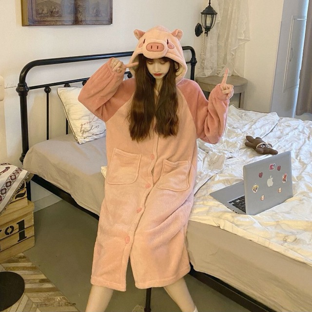 ピギー フード付き ルームウェア 豚 もこもこ 暖かい 部屋着 ピンク 秋冬 ワンピース52372289