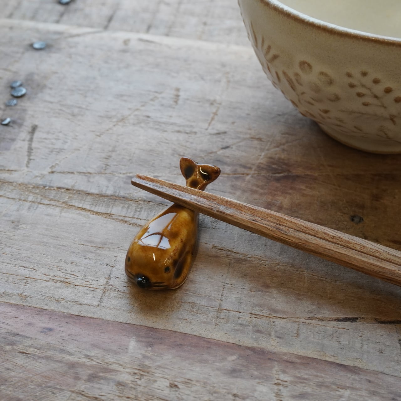 アザラシのホッキョくん箸置き 美濃焼【日本製】 | コトノハ