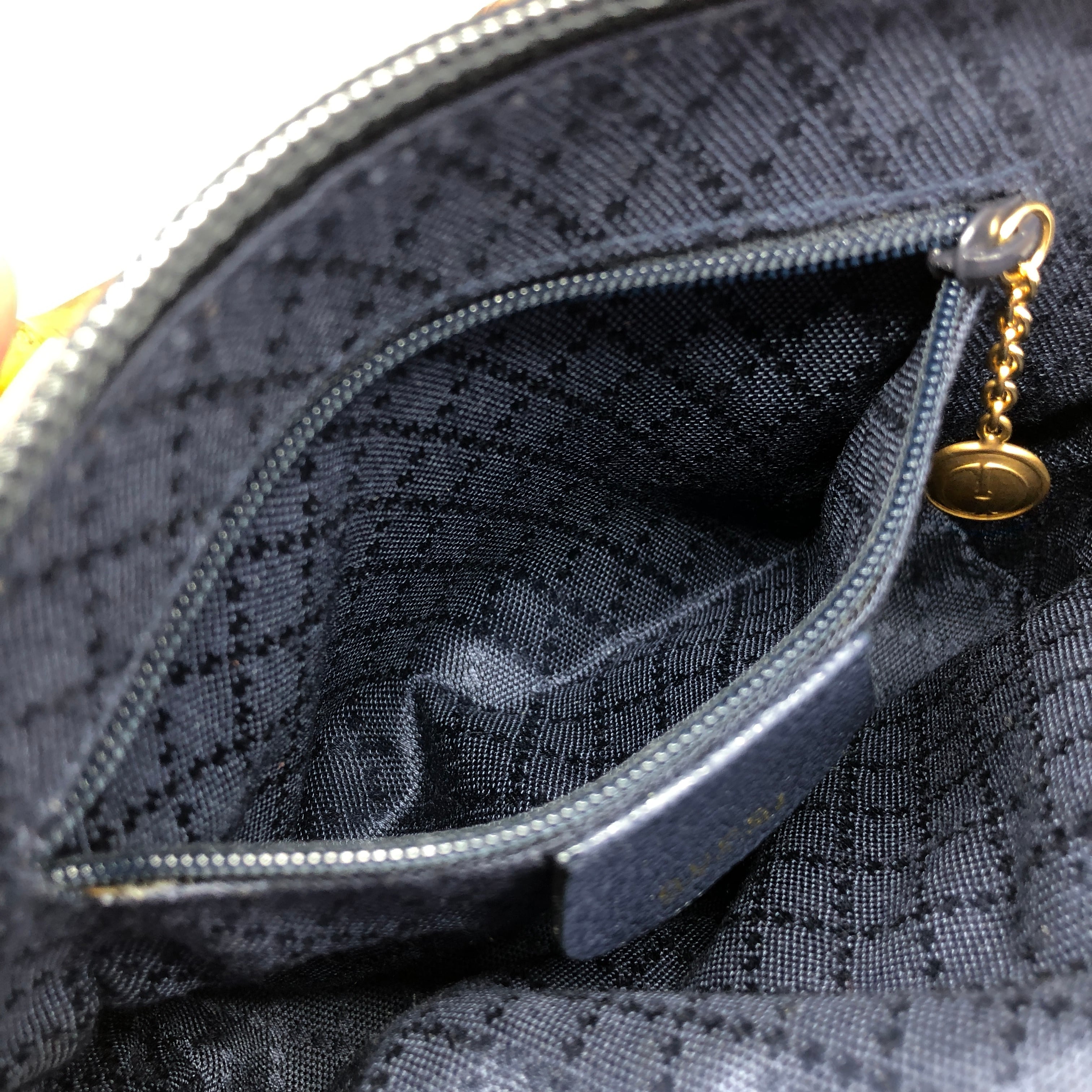 GUCCI グッチ ショルダーバッグ ネイビー スエード 2WAY ミニ GUCCI グッチ ショルダーバッグ ネイビー スエード 2WAY ミニ