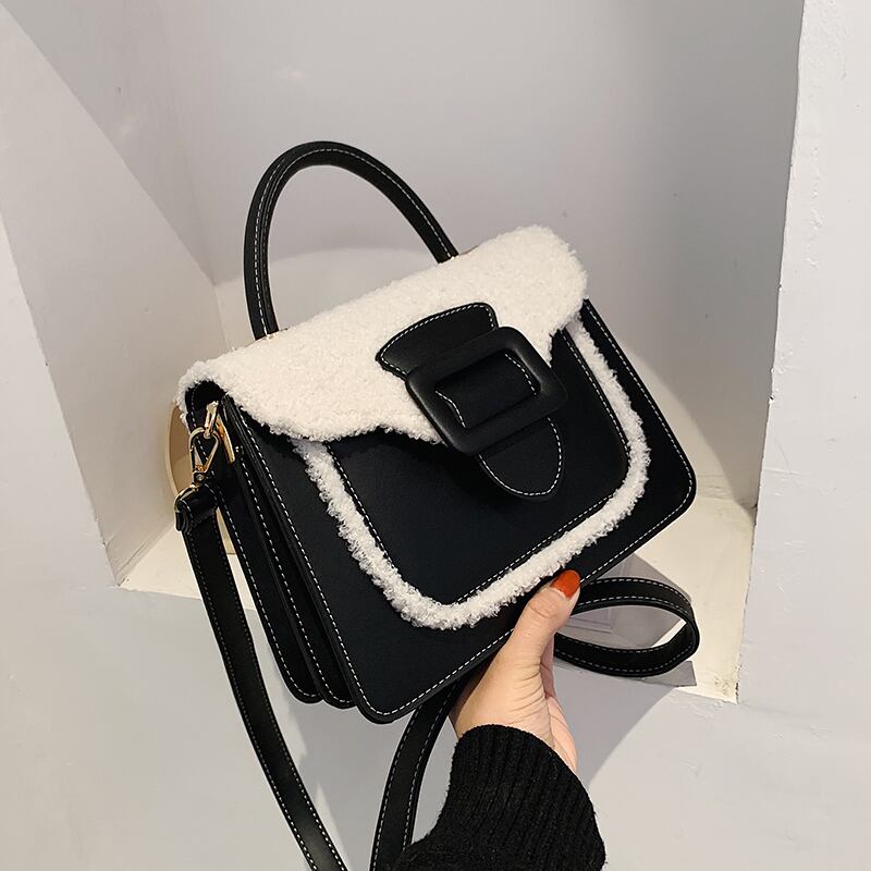 オータムウィンターレッド 秋物 冬物 スクウェア メッセンジャーバッグ Tiancai_Wing_Bag77889779136