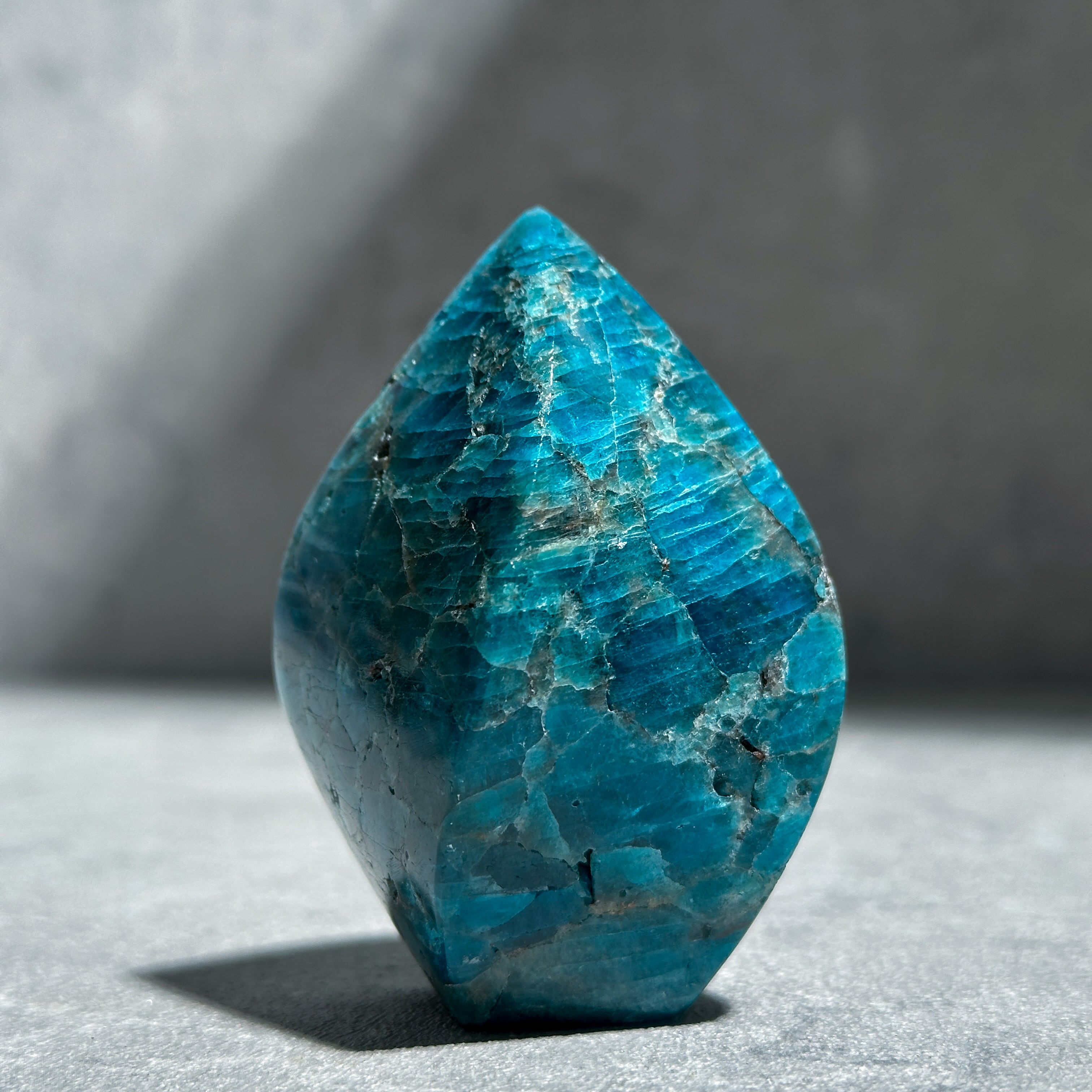 ブルーアパタイト フレイム型24◇ Blue Apatite ◇ 天然石・鉱物