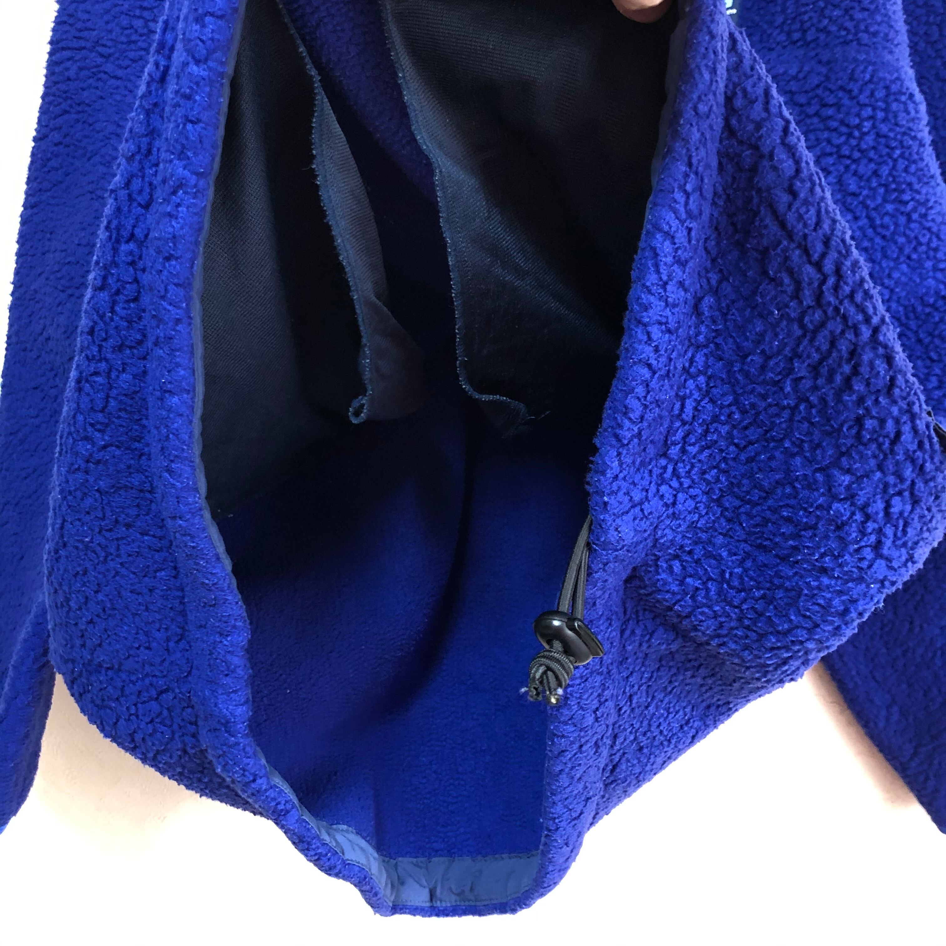 Mサイズ】90's Helly Hansen ヘリーハンセン 厚手フリース生地 Mサイズ】90's Helly Hansen ヘリーハンセン 厚手フリース生地