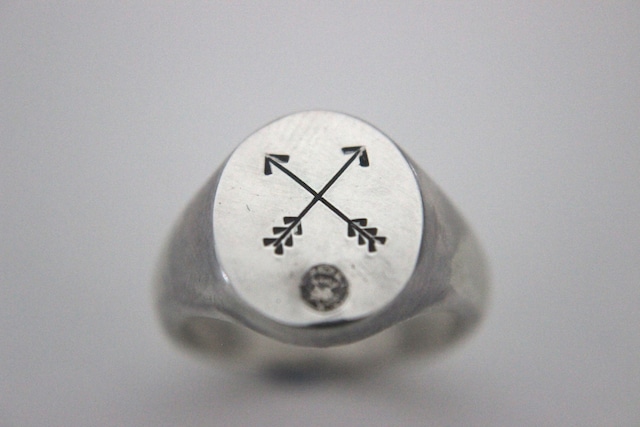 Large Arrow Signet Ring with Diamond