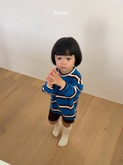 【取寄】Neu マルチストライプTシャツ｜秋服｜韓国子供服 ｜26/AT