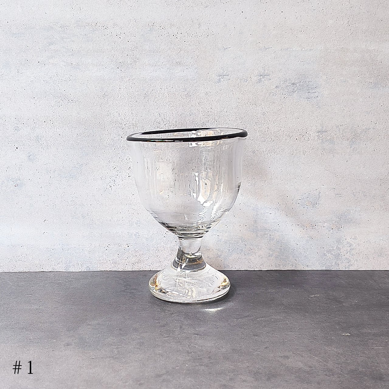 琉球ガラス 　ワイングラス　アンティーク　=昭和=　４脚セット 琉球ガラス ワイングラス アンティーク =昭和= 4脚セット 琉球