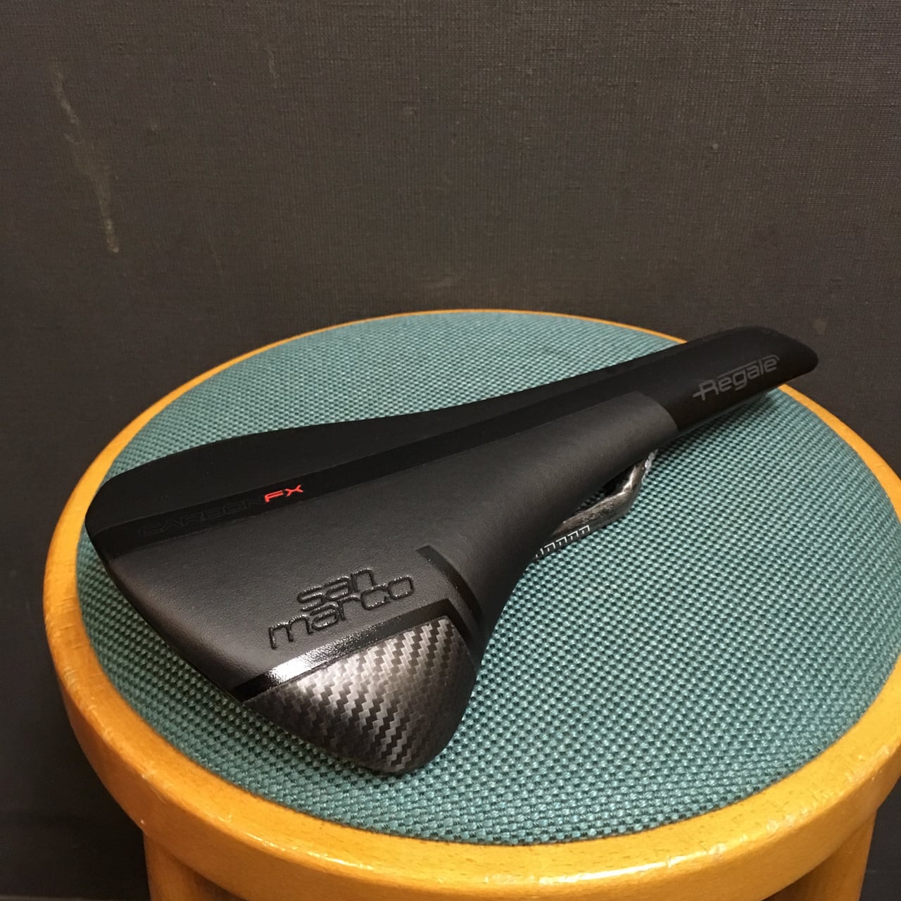 40%off!! SELLE San Marco Regale Carbon FX ブラック | whoo