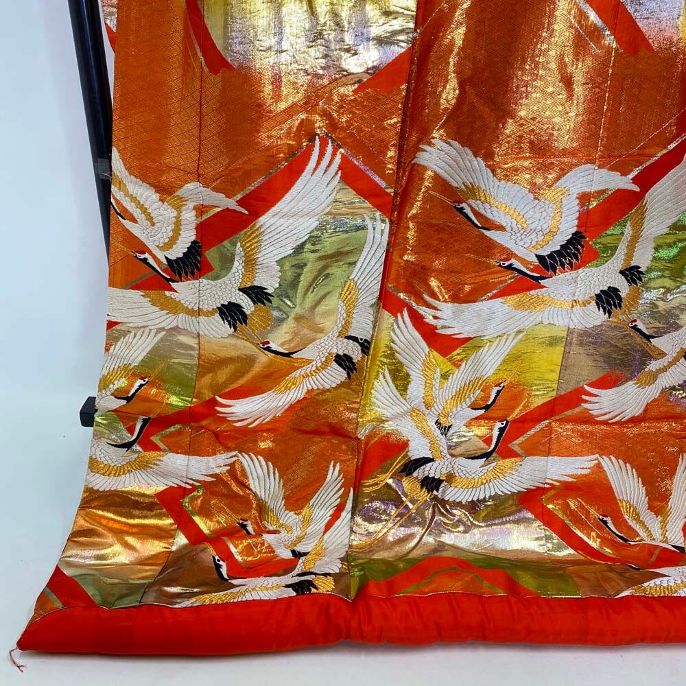 色打掛 正絹 鶴 刺繍 赤 打掛 Lサイズ 裄67 花嫁衣裳 婚礼 リサイクル 中古 ブライダル ウエディング 着物 3954 色打掛 正絹 鶴 刺繍 赤 打掛 Lサイズ 裄67 花嫁衣裳 婚礼 リサイクル
