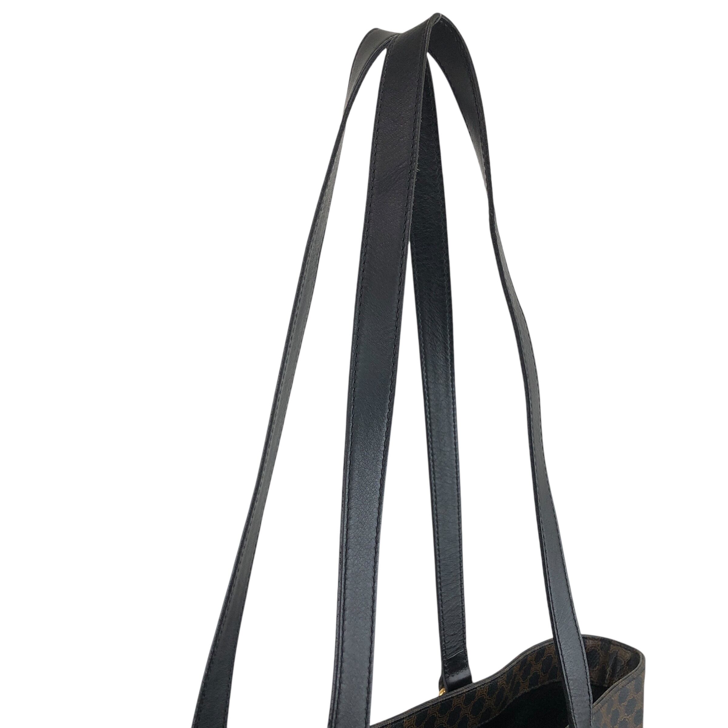 CELINE セリーヌ マカダム ショルダーバッグ ブラック ブラゾン型押し