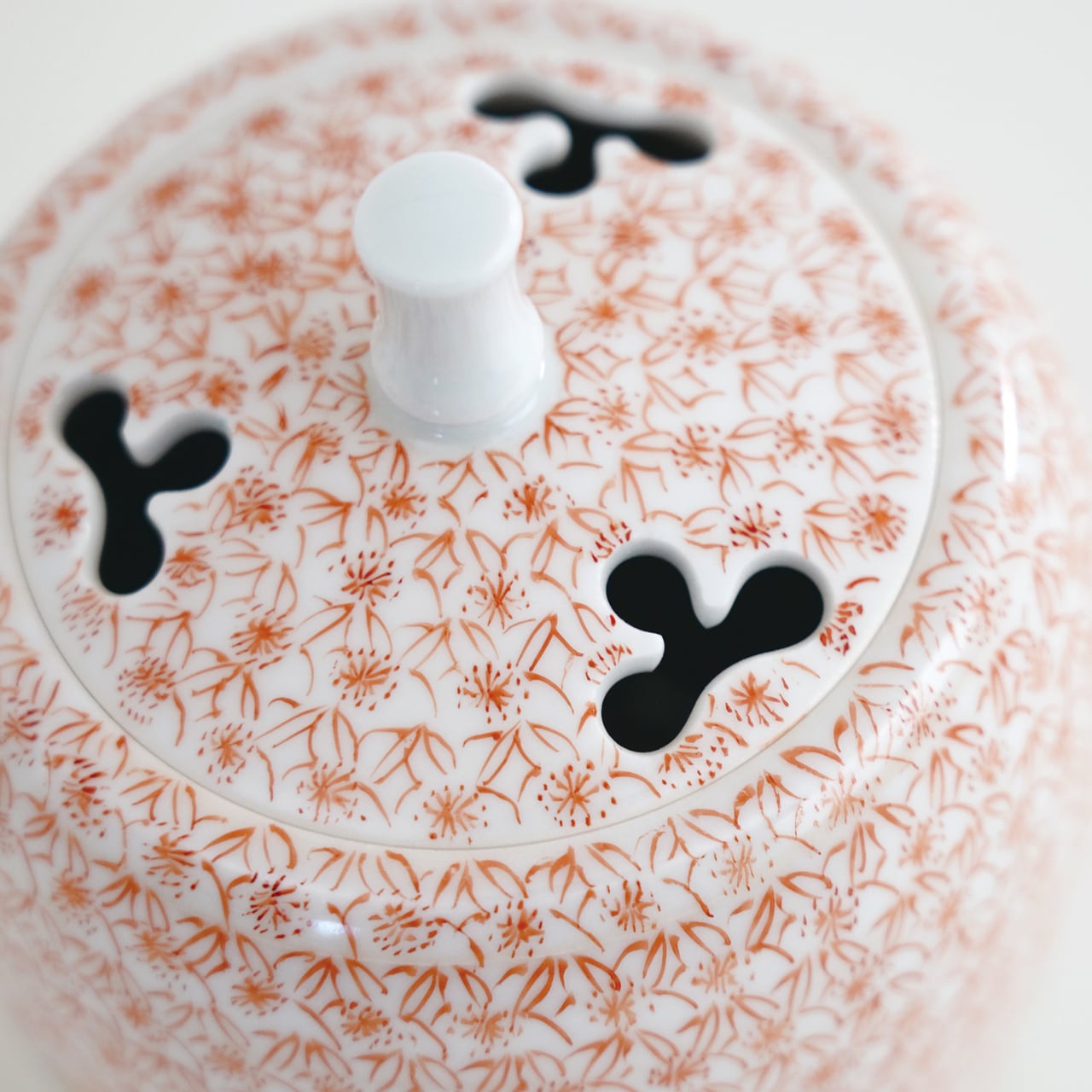 桃花文 なつめ香炉 | 肥前赤絵窯元 鷹巣