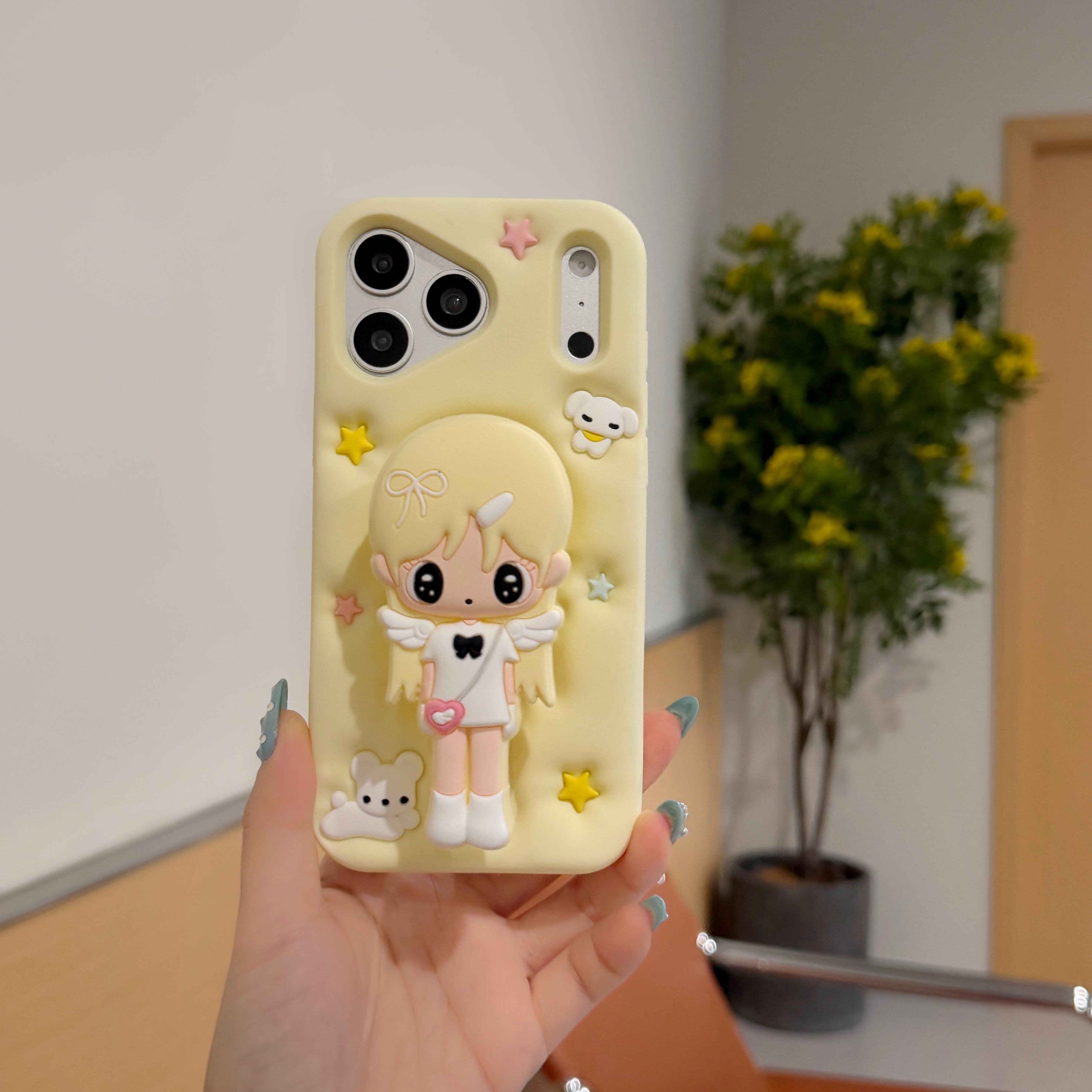 アキコちゃん iPhone 17 16 15 14 13 ケース 可愛い シリコン