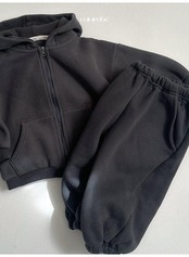〖取寄〗韓国子供服 / 26winter / minirobe / バレルジョガーパンツ / キッズ *S~XL*