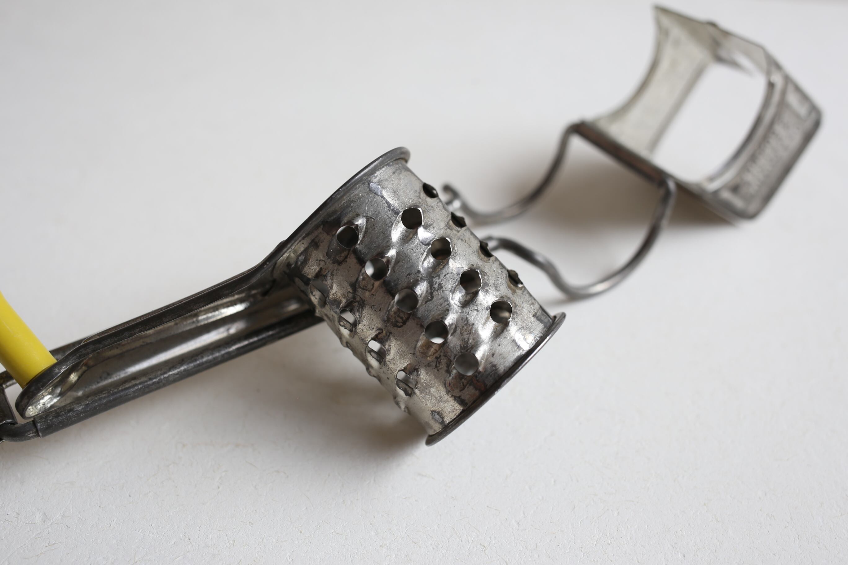 フランス アンティーク ヴィンテージ チーズグレーター チーズおろし