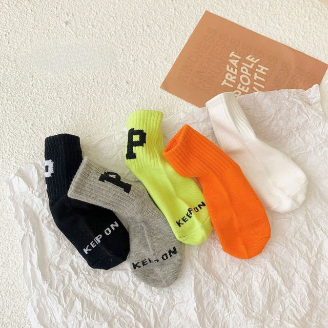 【即納】Pのワンポイントのクルーソックス 5足セット