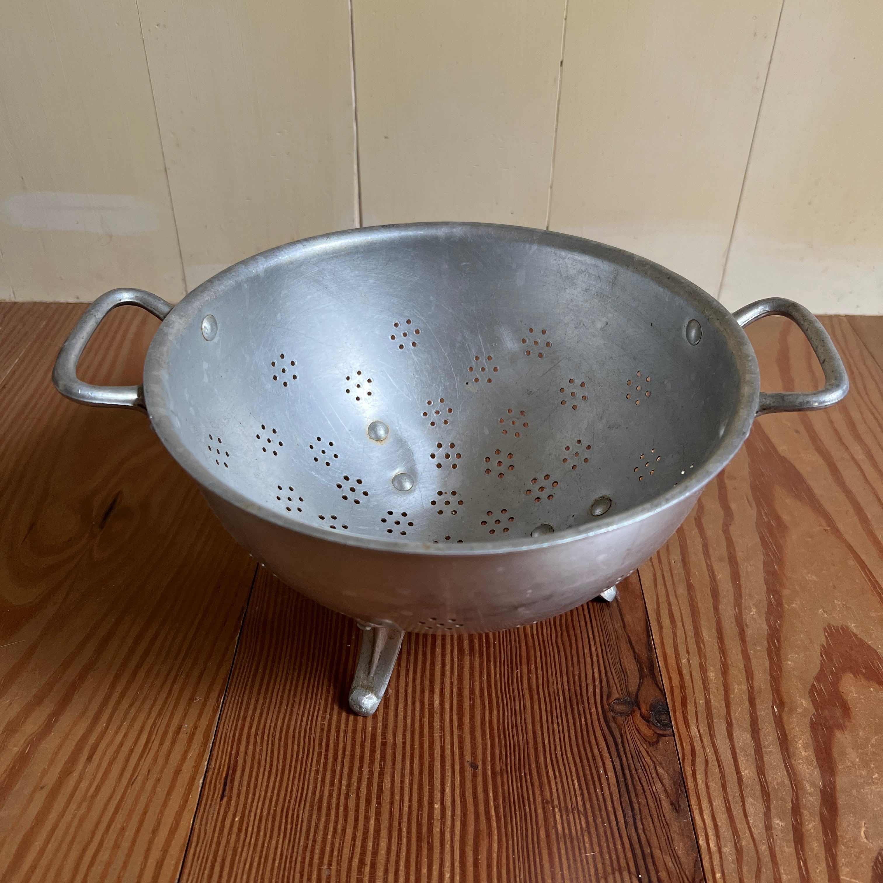 アルミの コランダー フレンチアンティーク