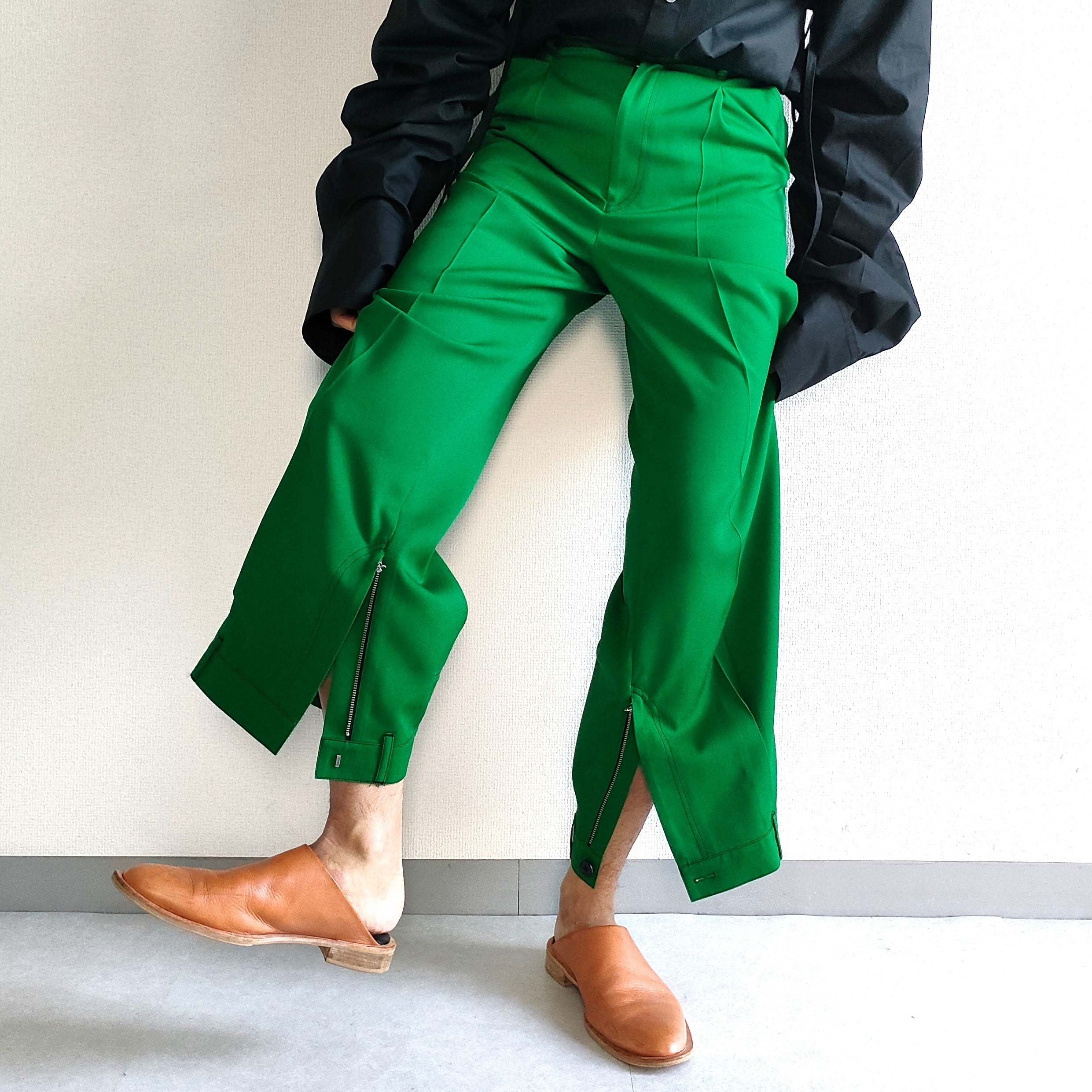 【HARUKI SHIMAMURA】LOOP SUIT PANTS (green) | Zou Yilu（ゾウ・イールゥ） powered by  BASE
