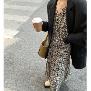 monotone flower dress　10120