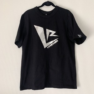 LOVERINA ロゴTシャツ メタリック柄