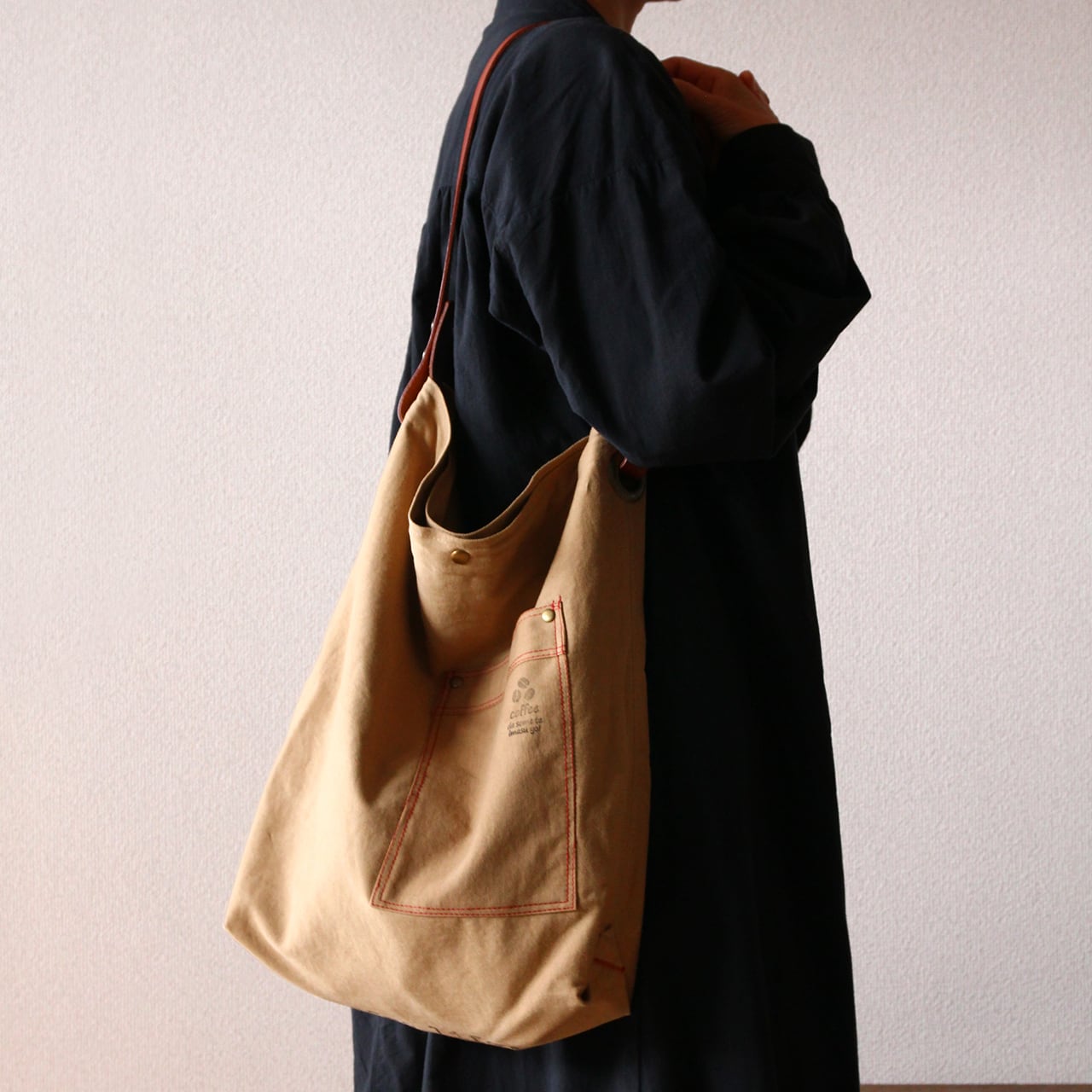 OSOIBROTBAGショルダーコーヒー くたっとショルダー（カフェオレ）｜コーヒー染め | arbre coffee dyed