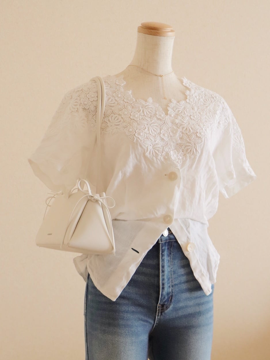 ●made in ITALY MaxMara flower embroidery design linen 100% blouse