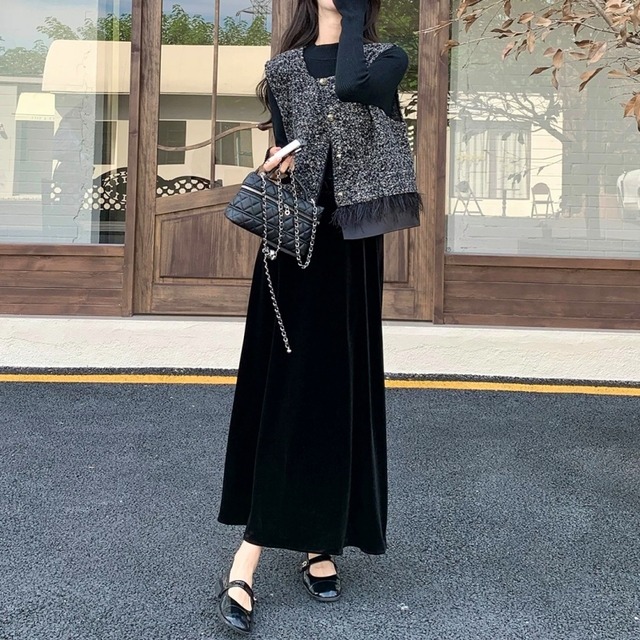 SET◆Fringe knit vest & velvet skirt set　B1299