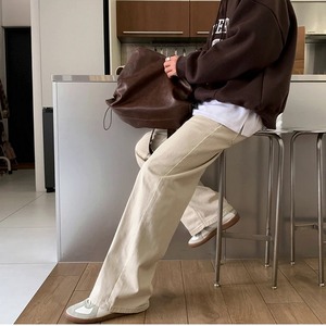 オフホワイトストレートレッグパンツ　1259
