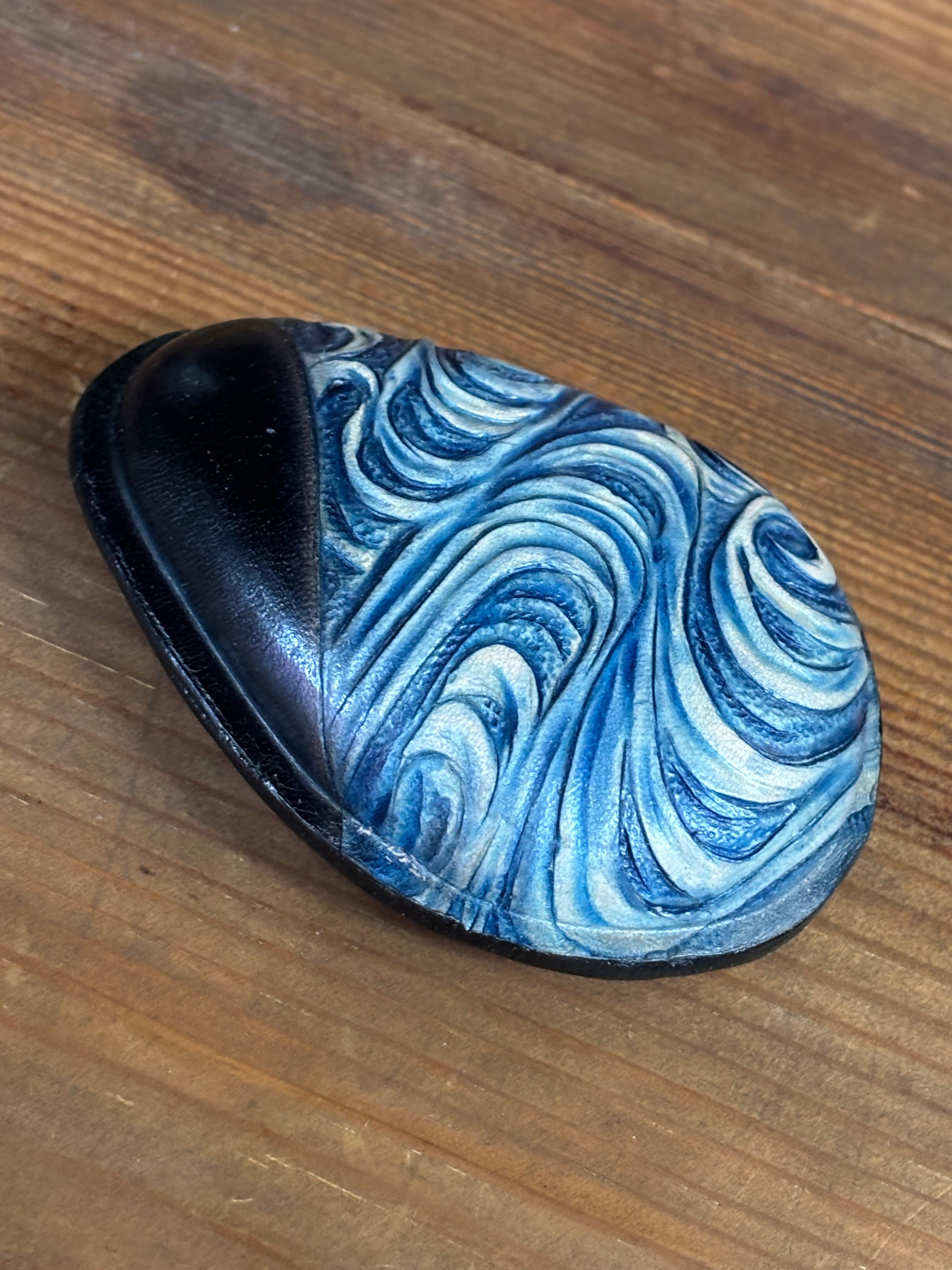 ペーパーウェイト(川の流れ)