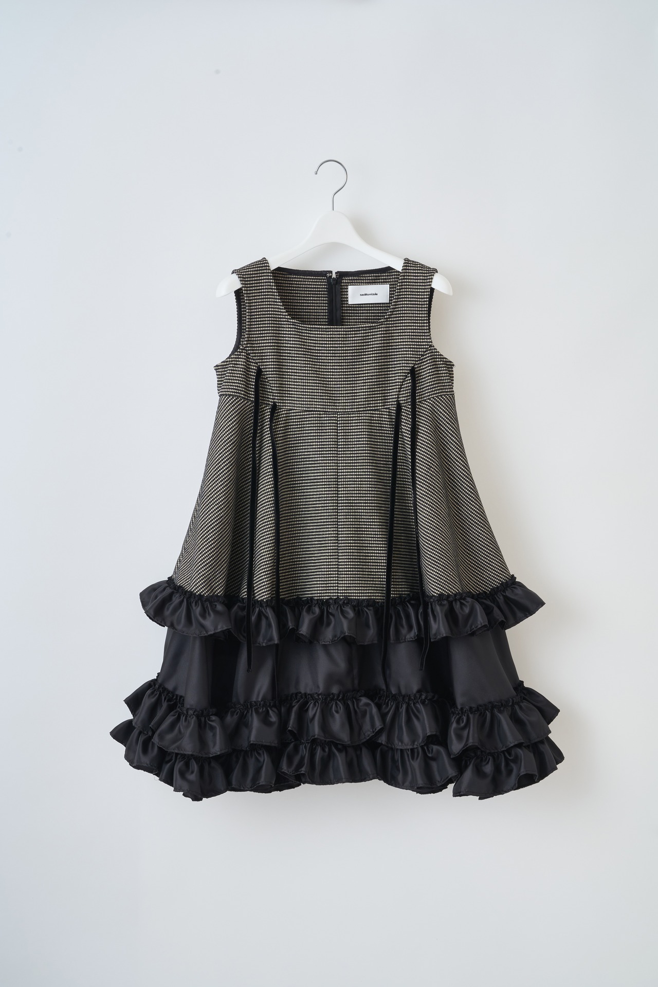 Sleeveless ruffle dress