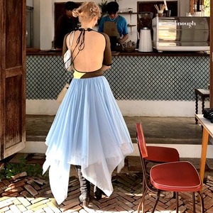Contrasting Slim Backless Stitched Dresses