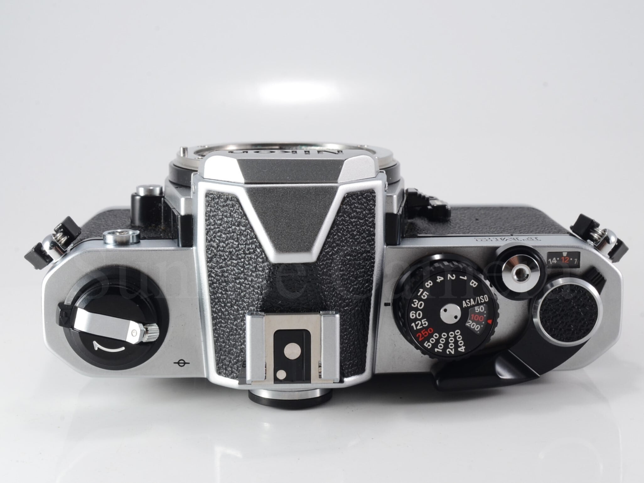 Nikon New FM2 ボディ 後期型 整備済 ニコン フィルム一眼レフ (60464