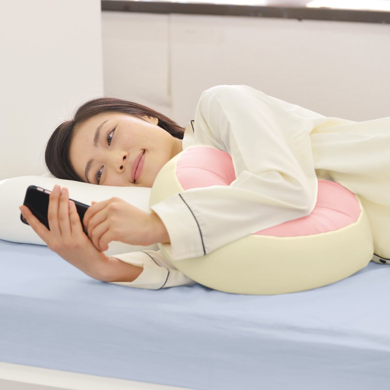 女神の無重力まくらFuwamochiくつろぎマルチピロー | flefima
