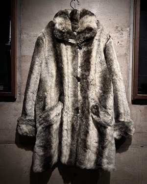 【Caka】Beautiful Gradation Vintage Loose Faux Fur Coat