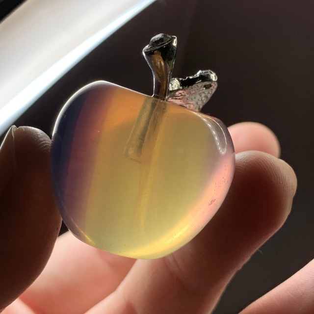 20.フローライトりんご