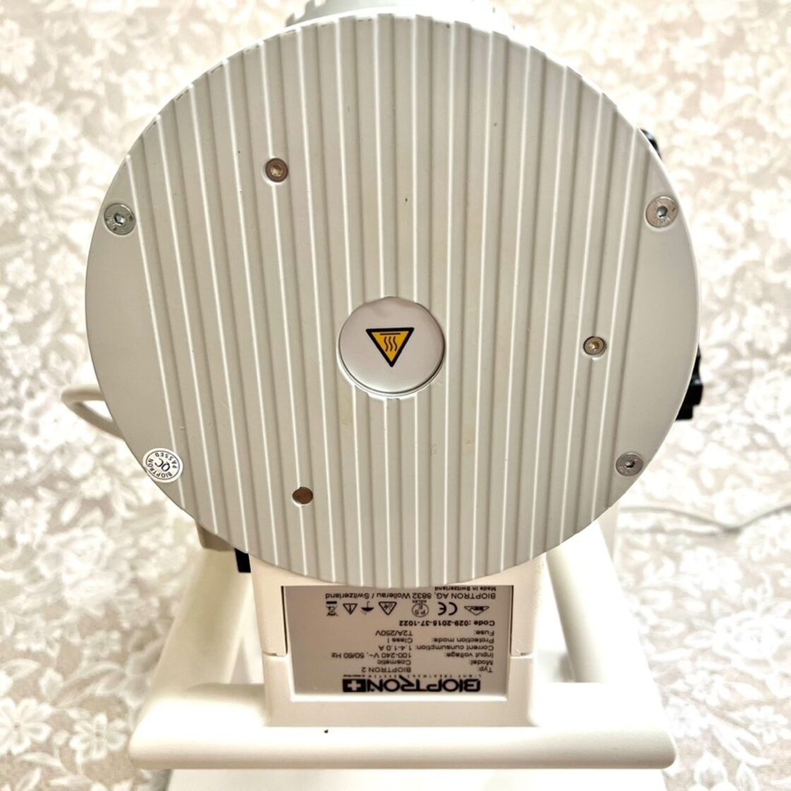 バイオプトロン2（卓上スタンド付き）1ヶ月動作保証あり 中古美顔器 